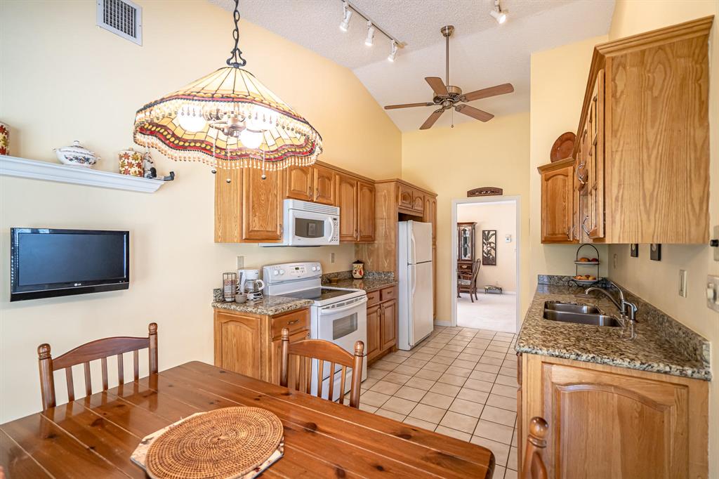 PRADERA PH 2 - Residential