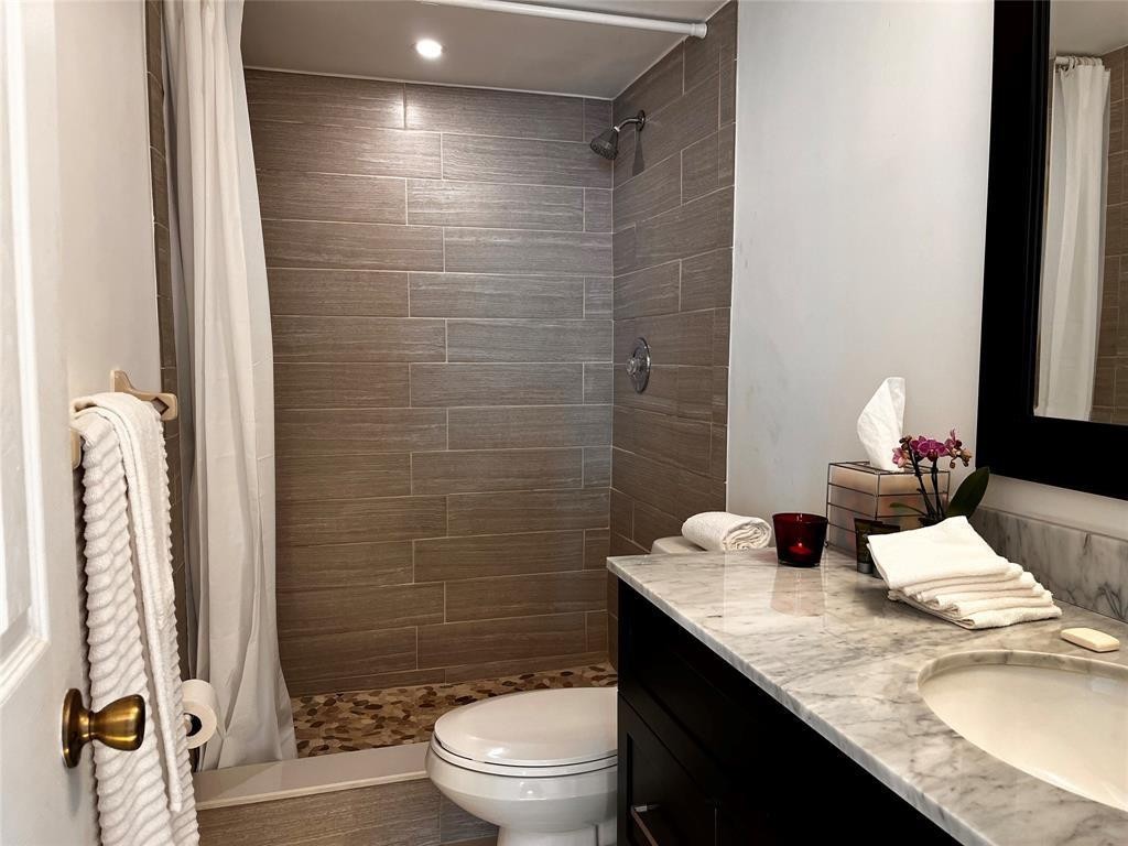 Lake Emerald - Residential Lease