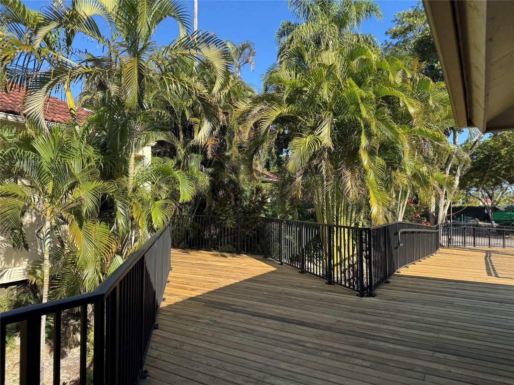 Lake Emerald - Residential Lease