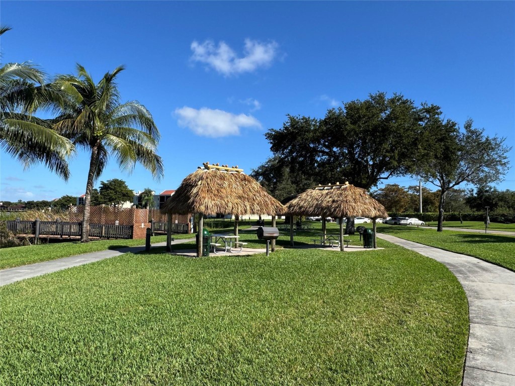 Lake Emerald - Residential Lease