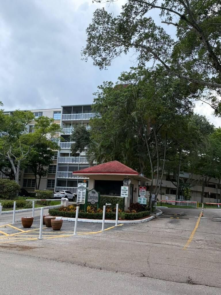7011 Environ Boulevard