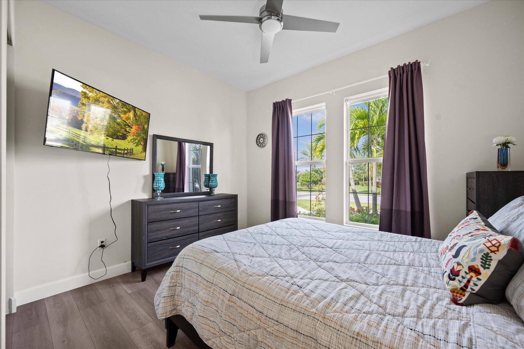 HAMMOCKS OF WESTLAKE - Residential