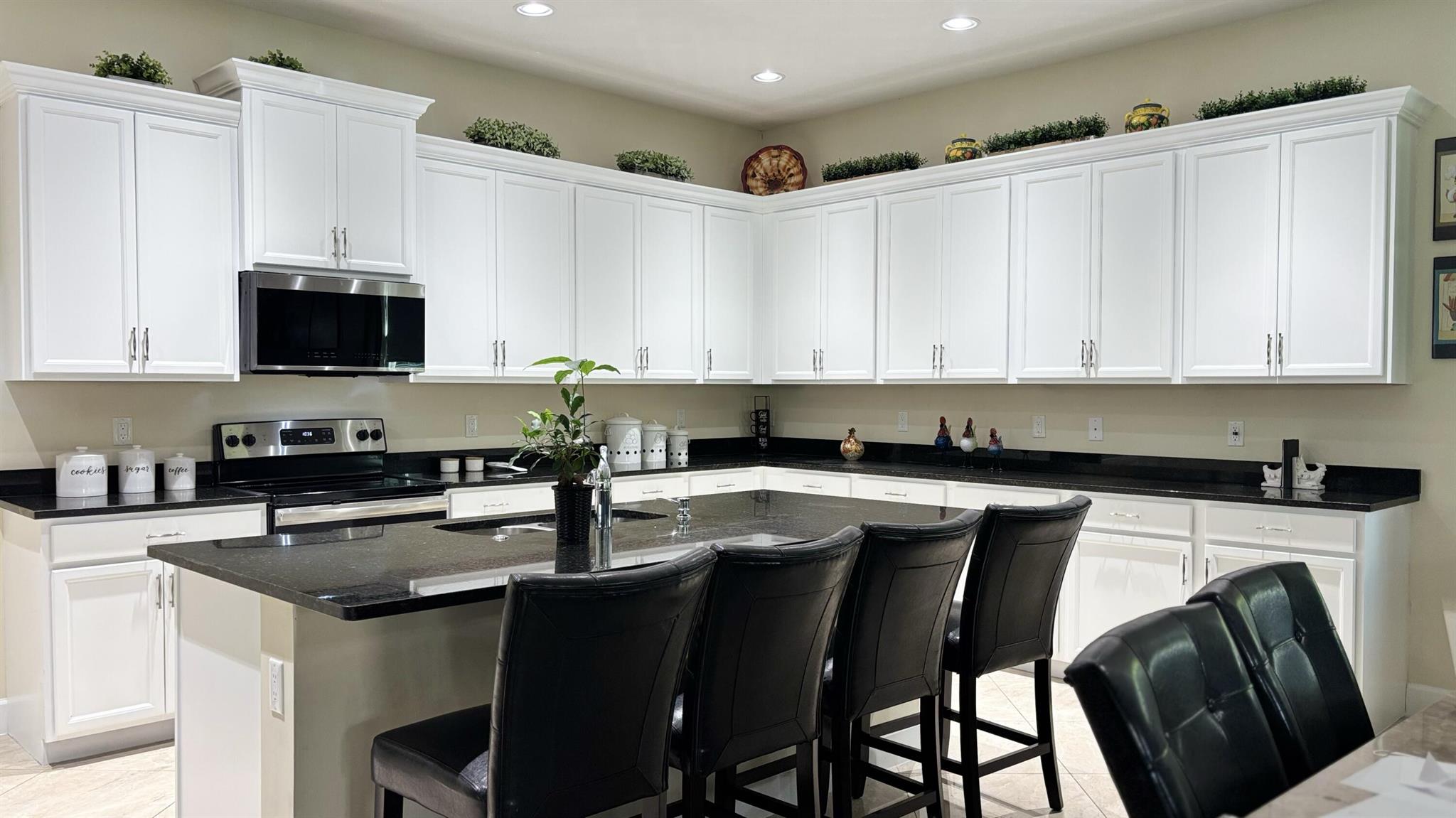 HAMMOCKS OF WESTLAKE - Residential