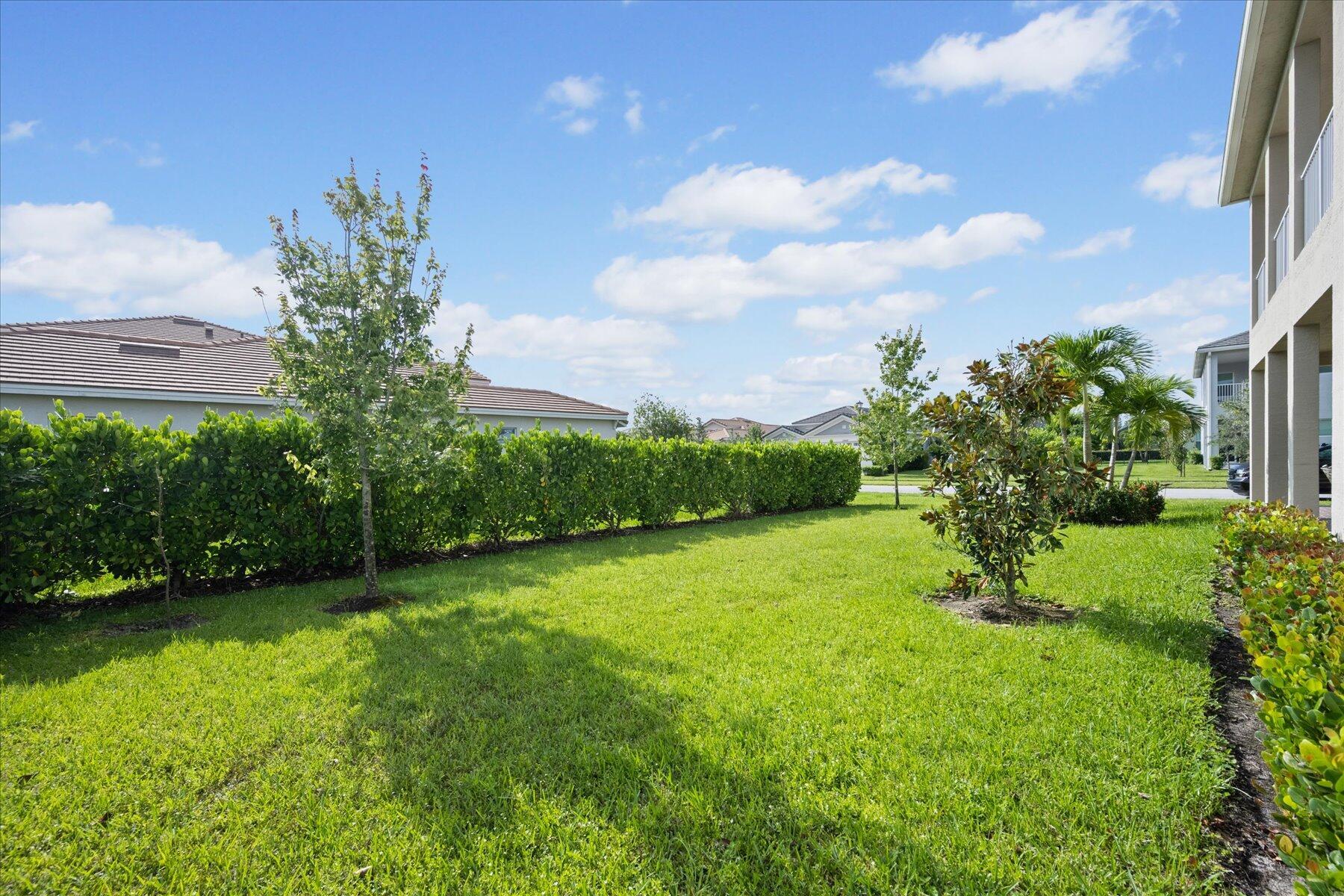 HAMMOCKS OF WESTLAKE - Residential