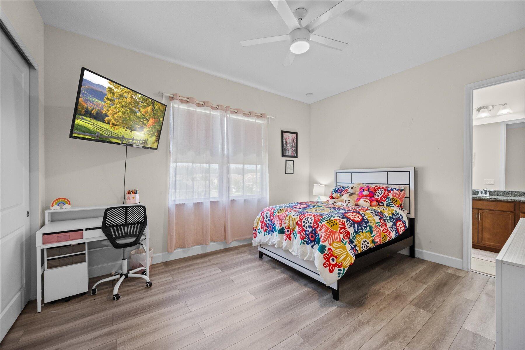 HAMMOCKS OF WESTLAKE - Residential