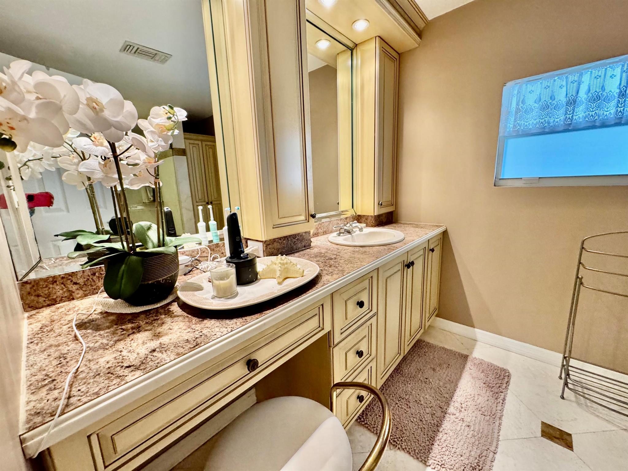 HIGHLAND MEADOWS ESTATES - Residential