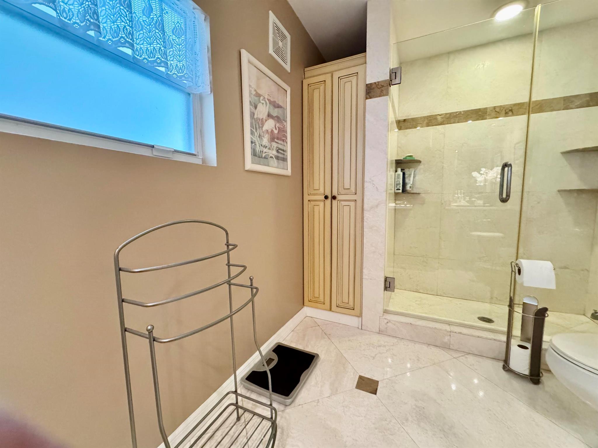 HIGHLAND MEADOWS ESTATES - Residential