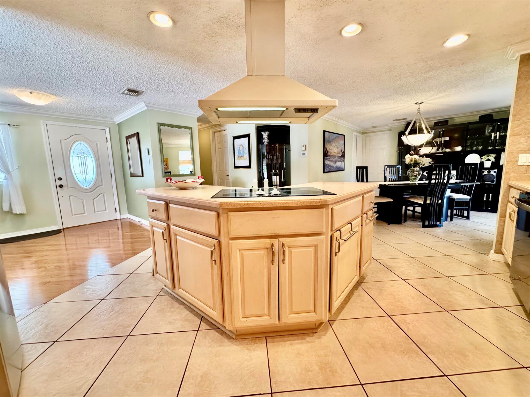 HIGHLAND MEADOWS ESTATES - Residential