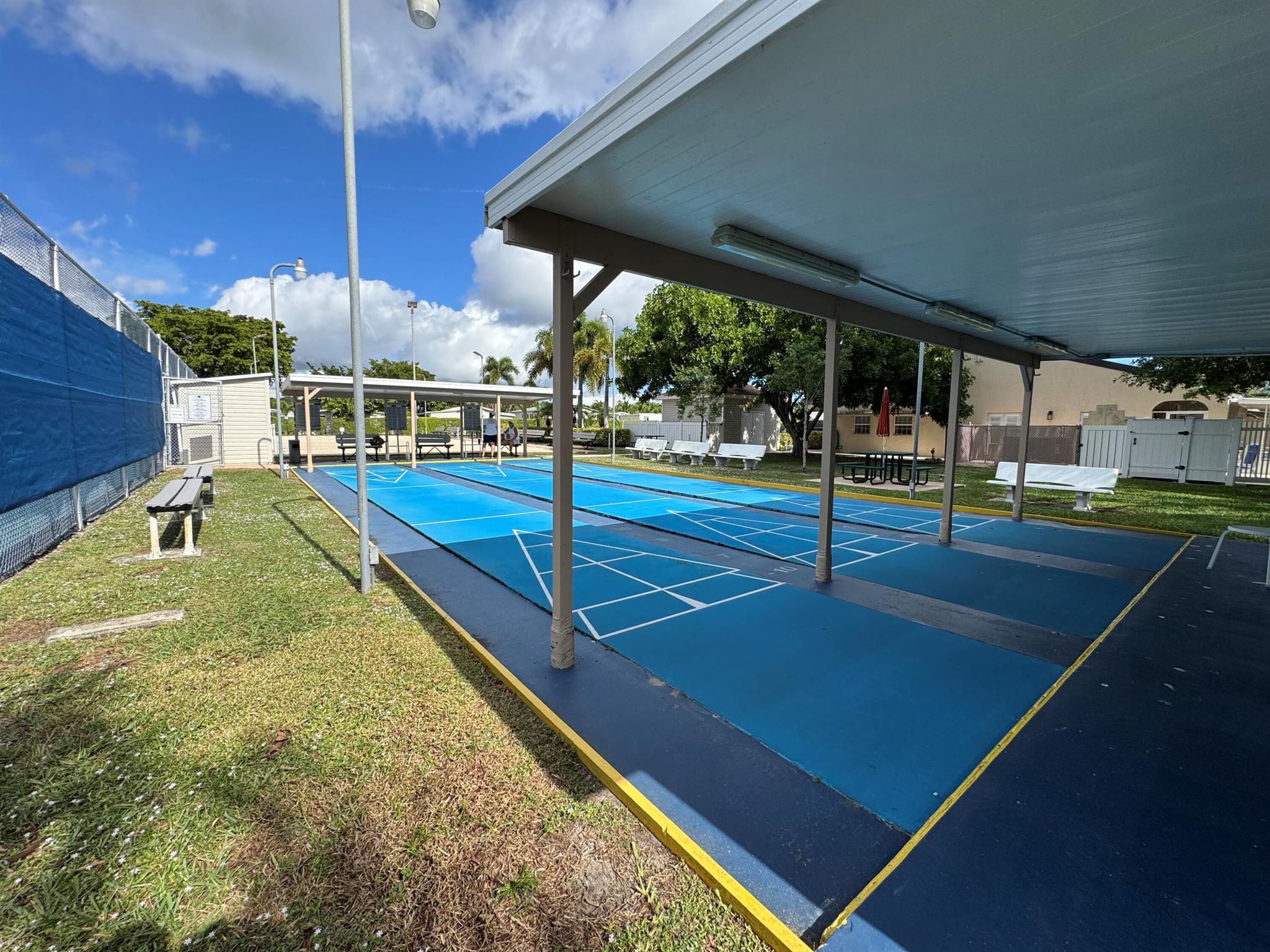 HIGHLAND MEADOWS ESTATES - Residential