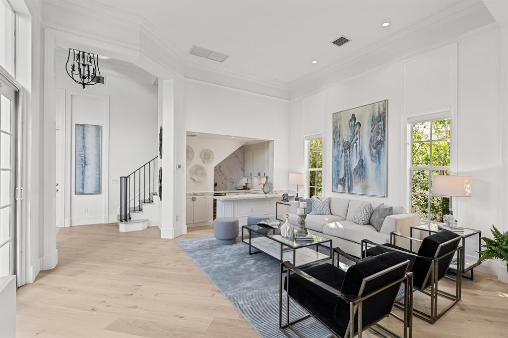 LAKEWOOD - Residential