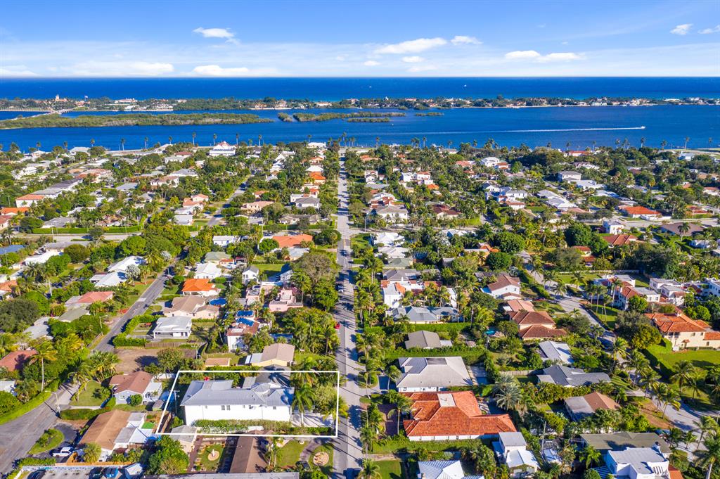 LAKEWOOD - Residential