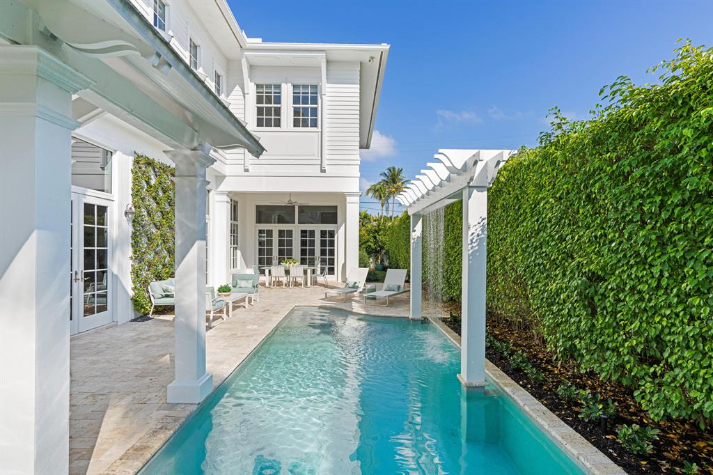 LAKEWOOD - Residential