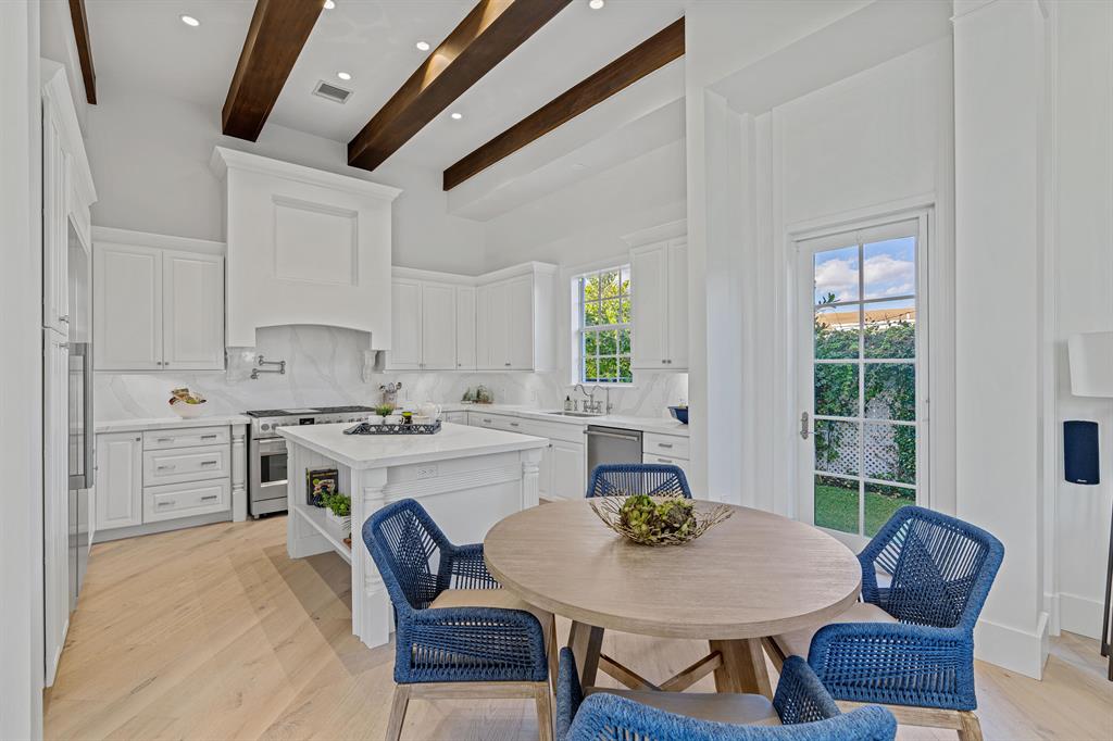 LAKEWOOD - Residential