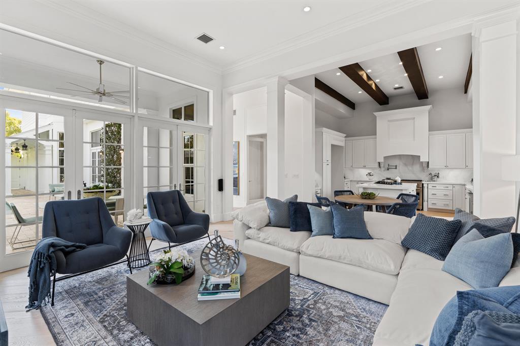 LAKEWOOD - Residential