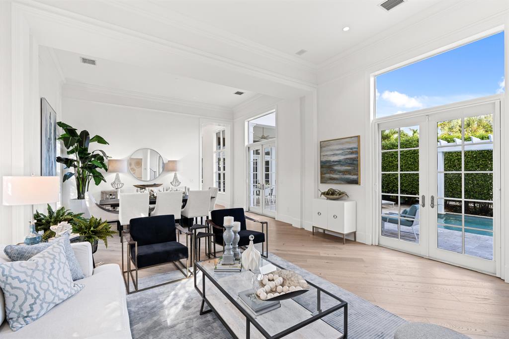 LAKEWOOD - Residential