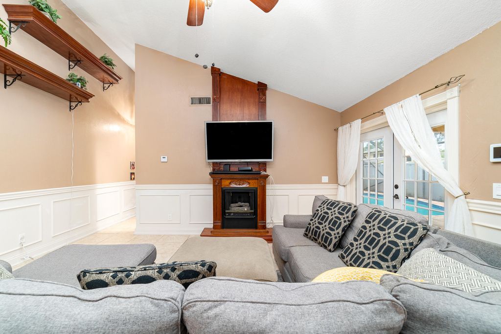 Photo of 12772 Woodmill Drive, Palm Beach Gardens, FL 33418 (MLS # R11016063)