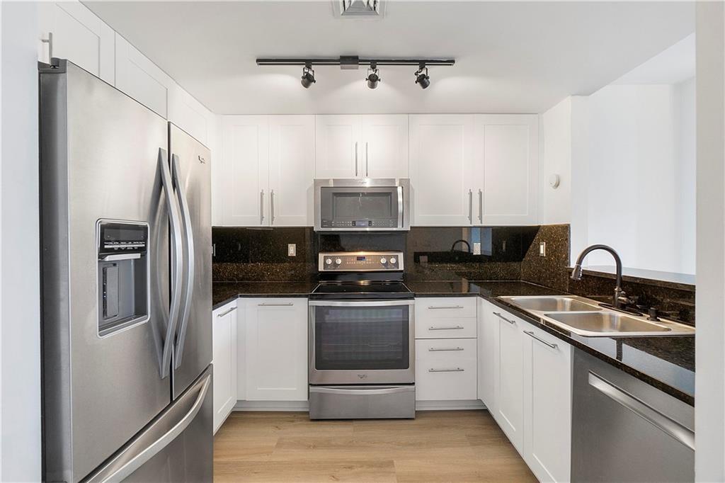 Nuriver Landing - Residential
