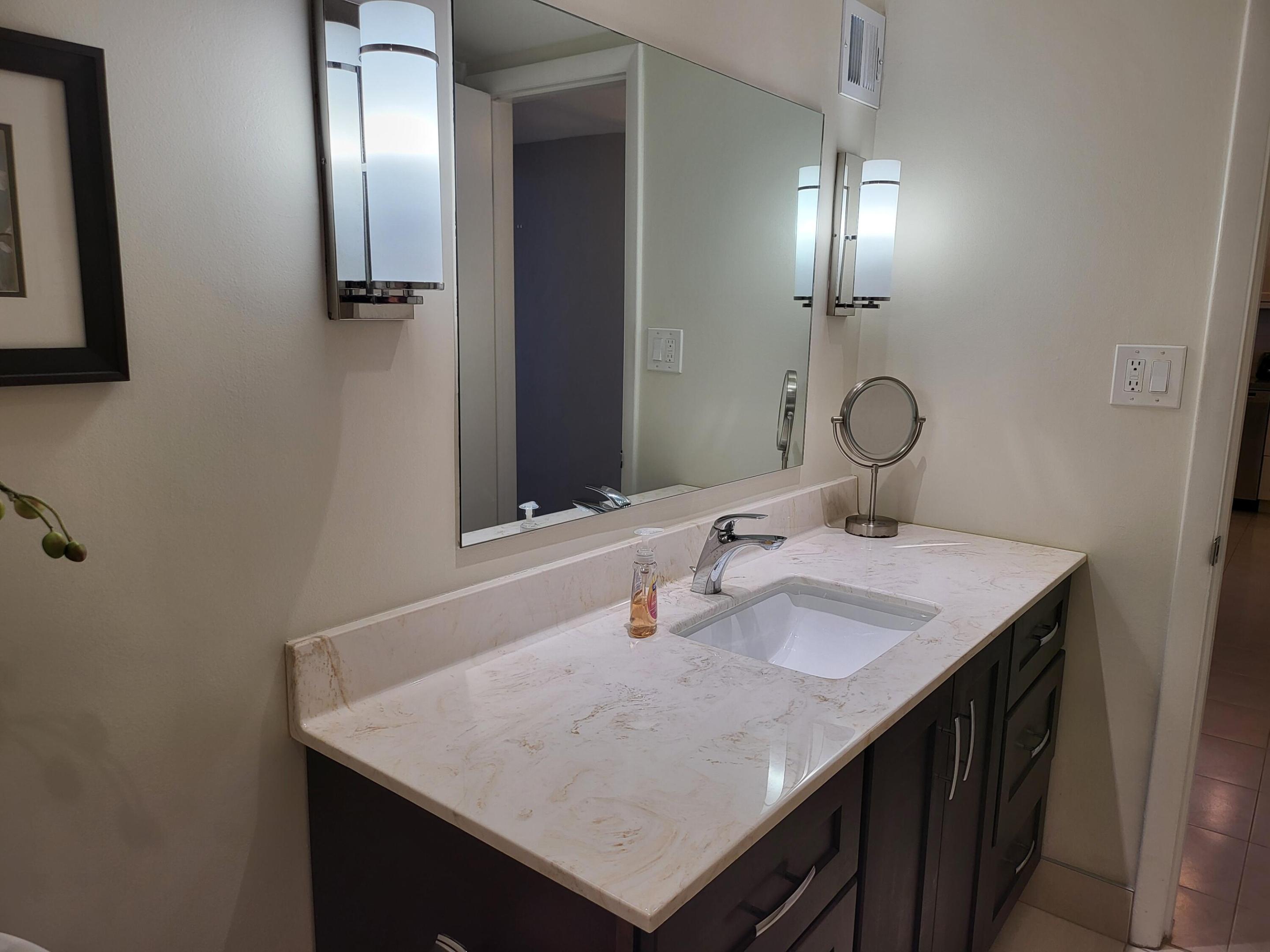 VALIANT HOUSE CONDO - Residential