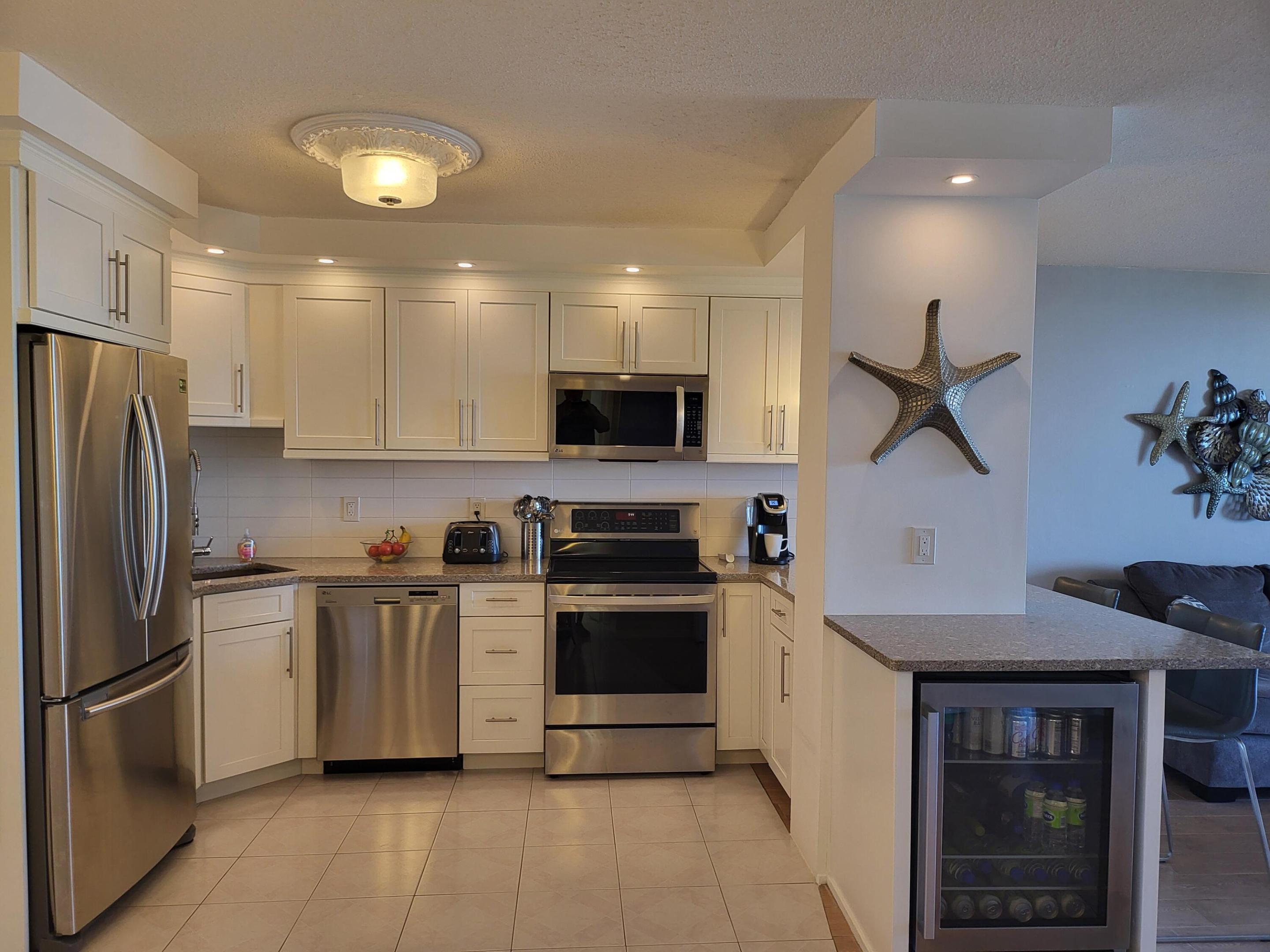 VALIANT HOUSE CONDO - Residential