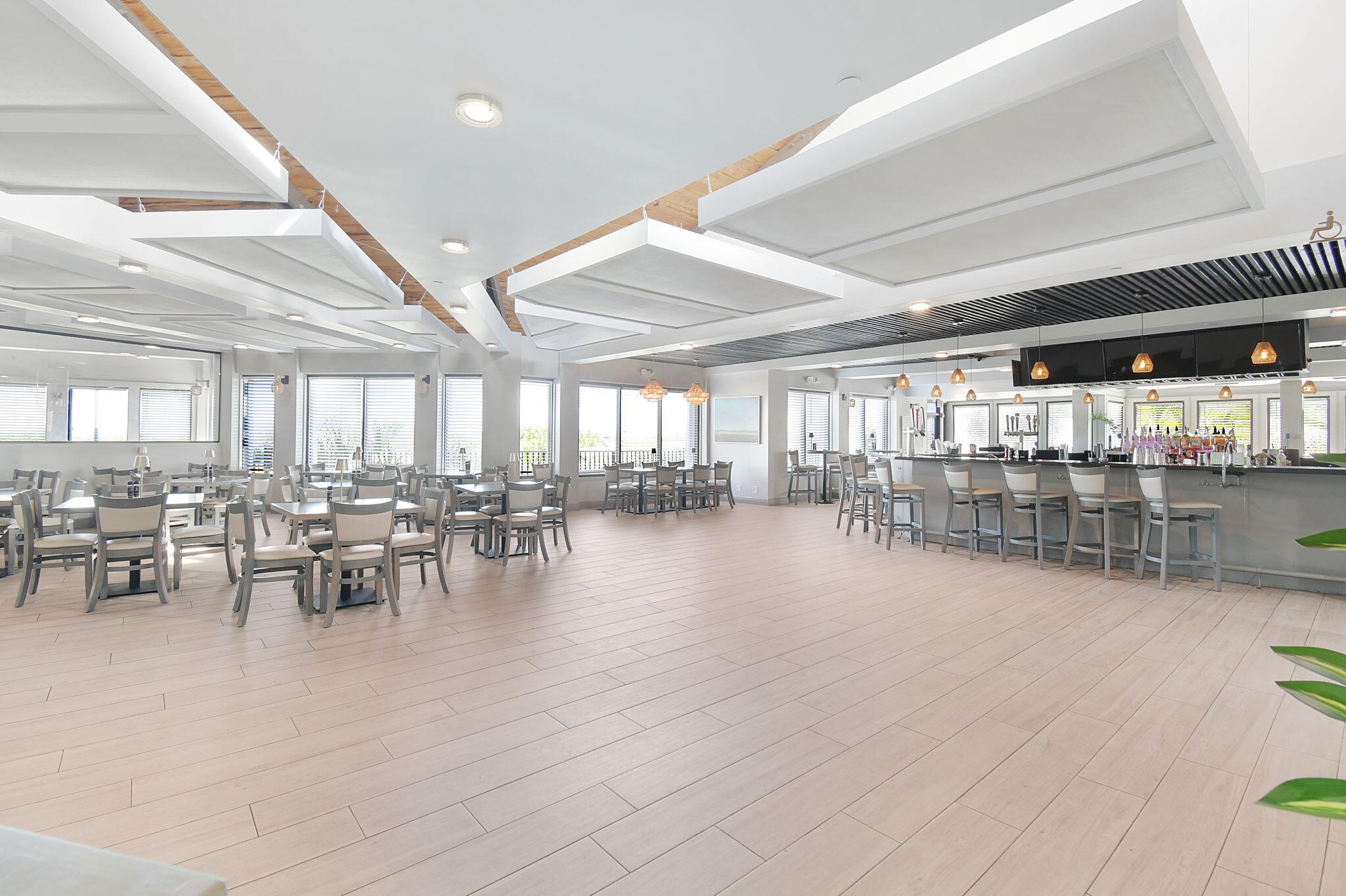 OCEAN VILLAGE - SEASCAPE II CONDOMINIUM - Residential