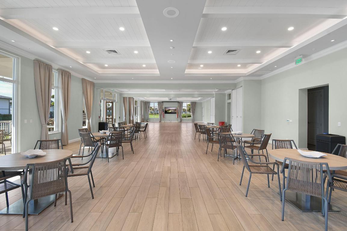 OCEAN VILLAGE - SEASCAPE II CONDOMINIUM - Residential