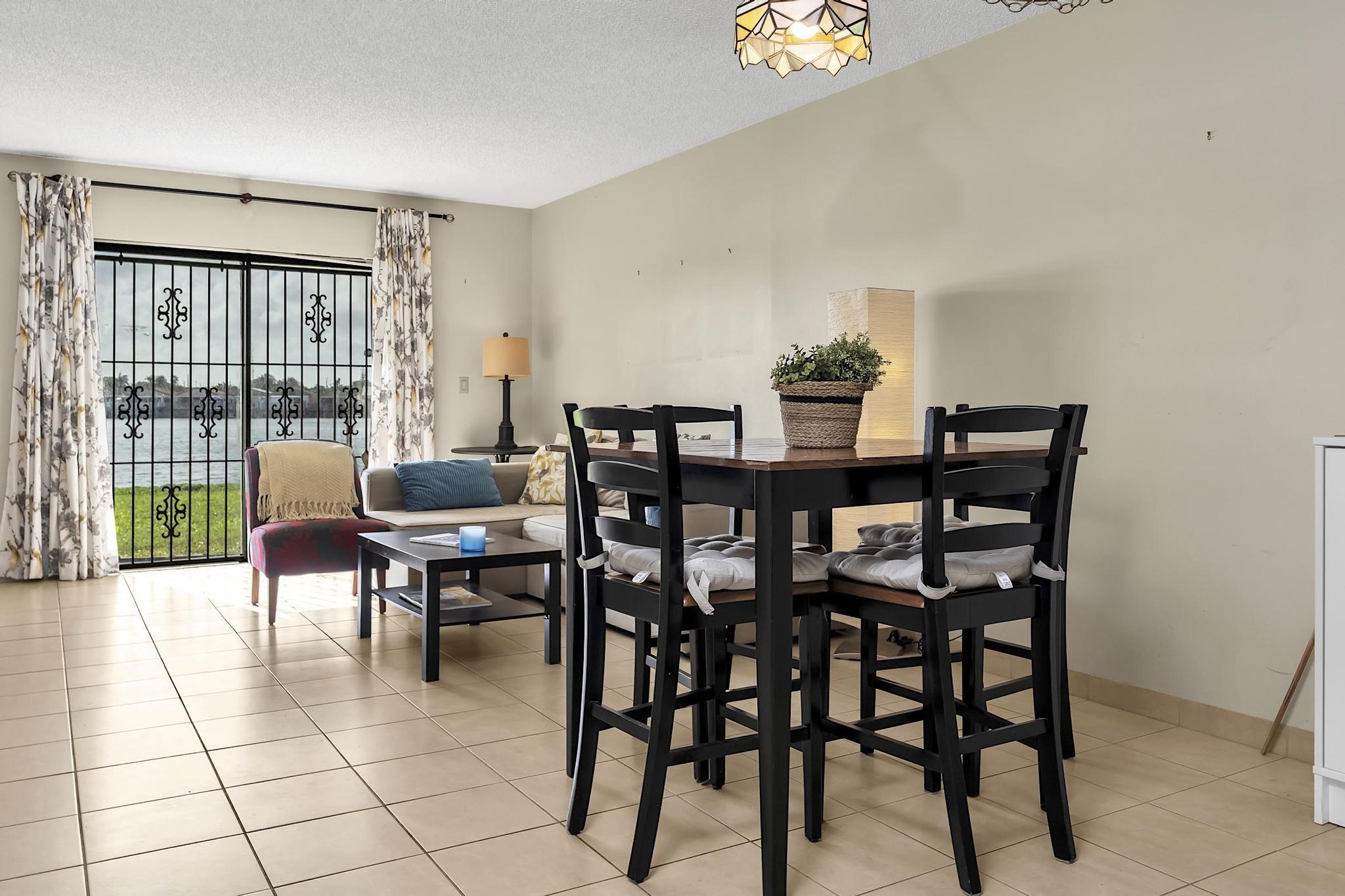 LAGO GRANDE ONE CONDO - Residential Lease