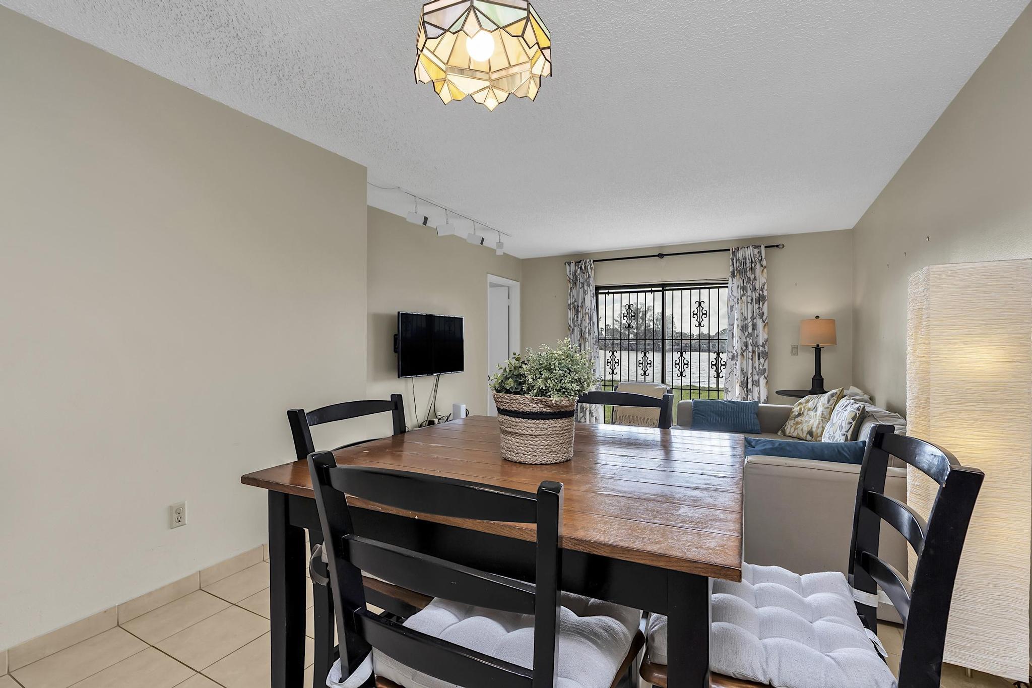 LAGO GRANDE ONE CONDO - Residential Lease