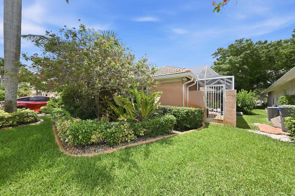 Photo of 10769 Maple Chase Drive, Boca Raton, FL 33498 (MLS # B26050514)