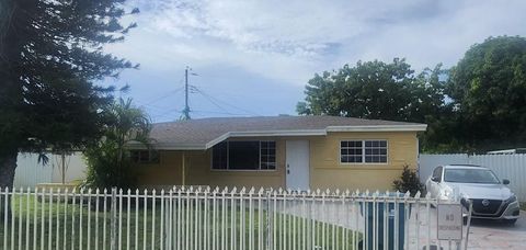 710 NW 176th Ter Miami FL 33169