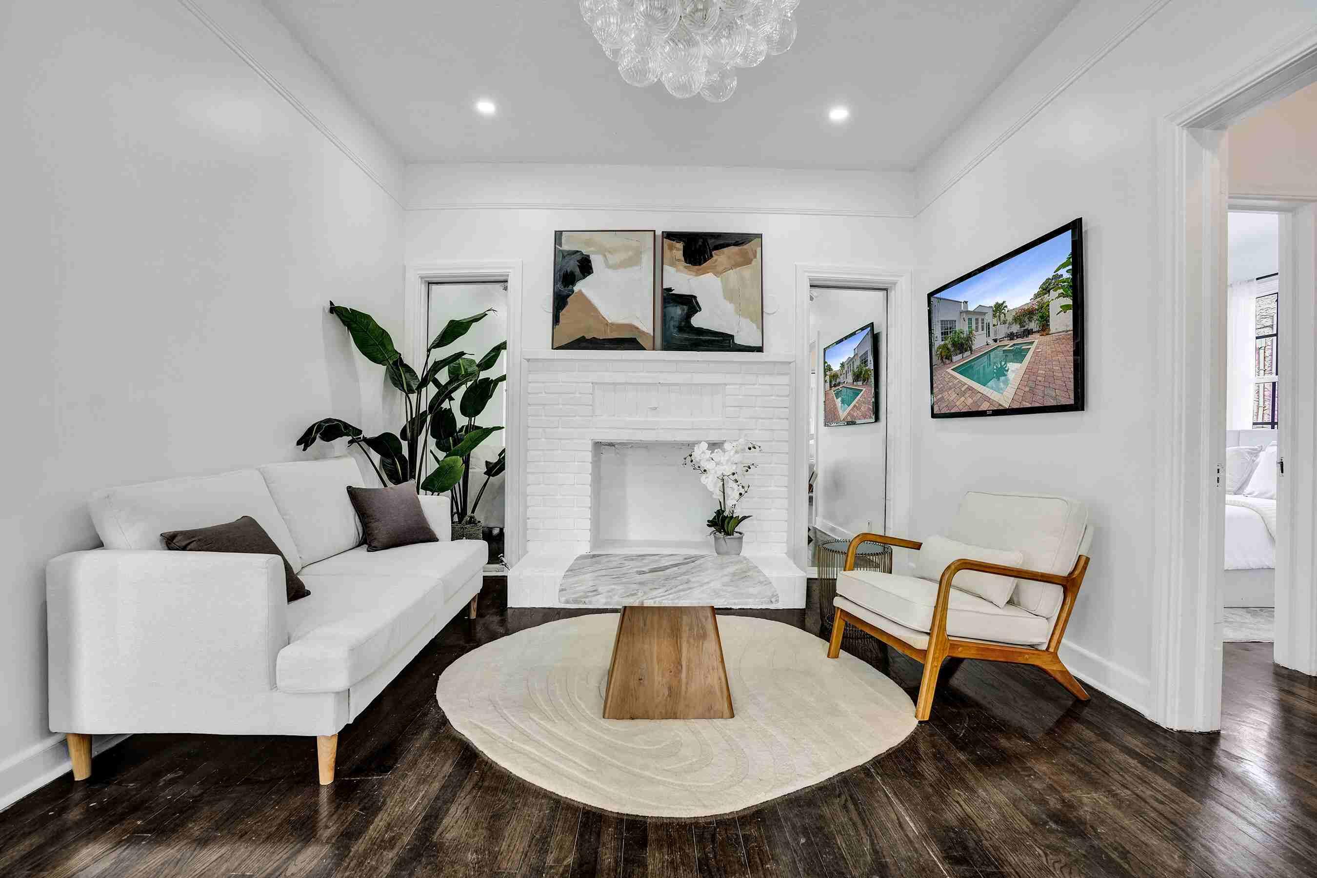 NORTHWOOD - Residential Lease