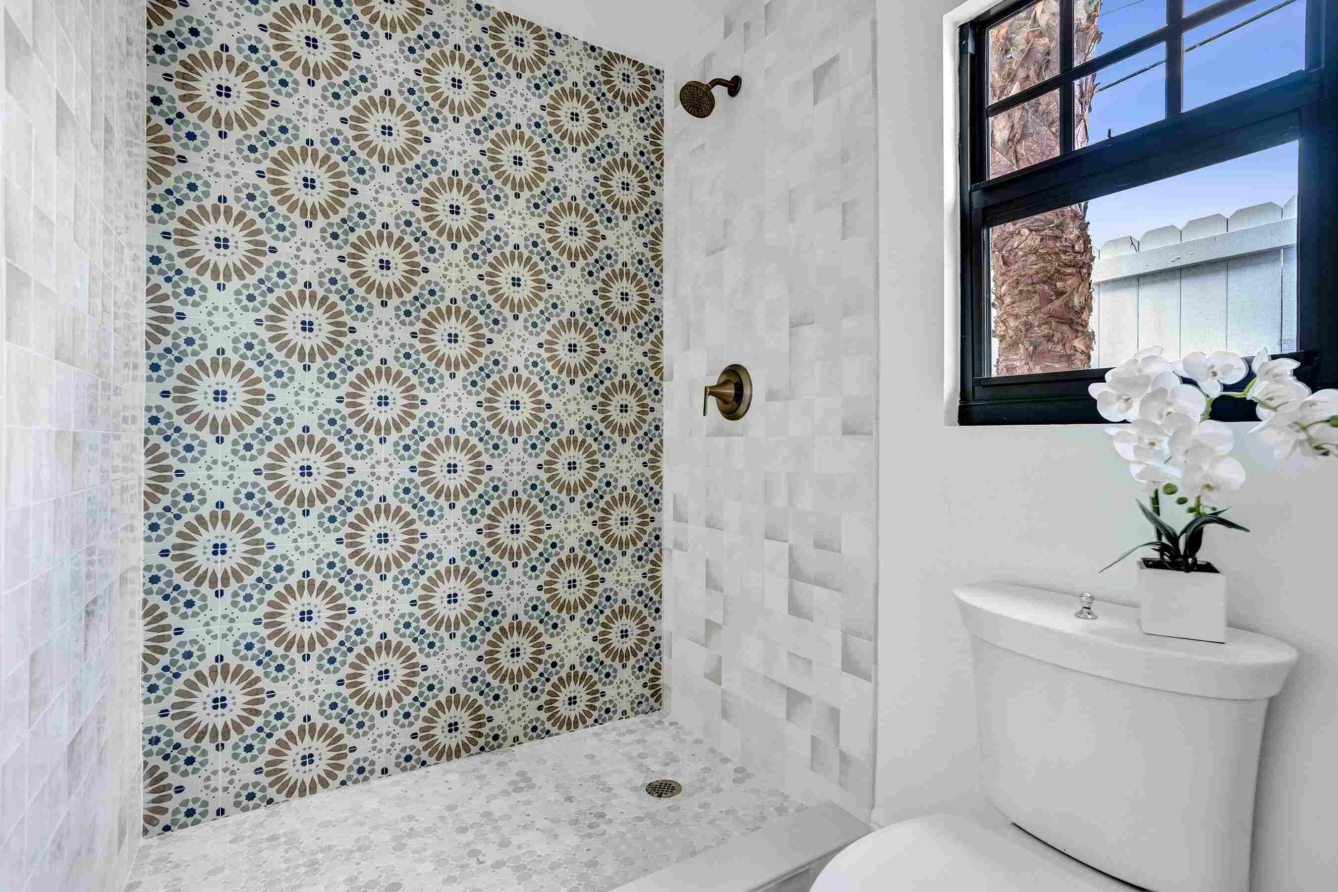 NORTHWOOD - Residential Lease