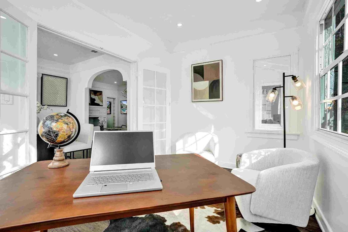 NORTHWOOD - Residential Lease