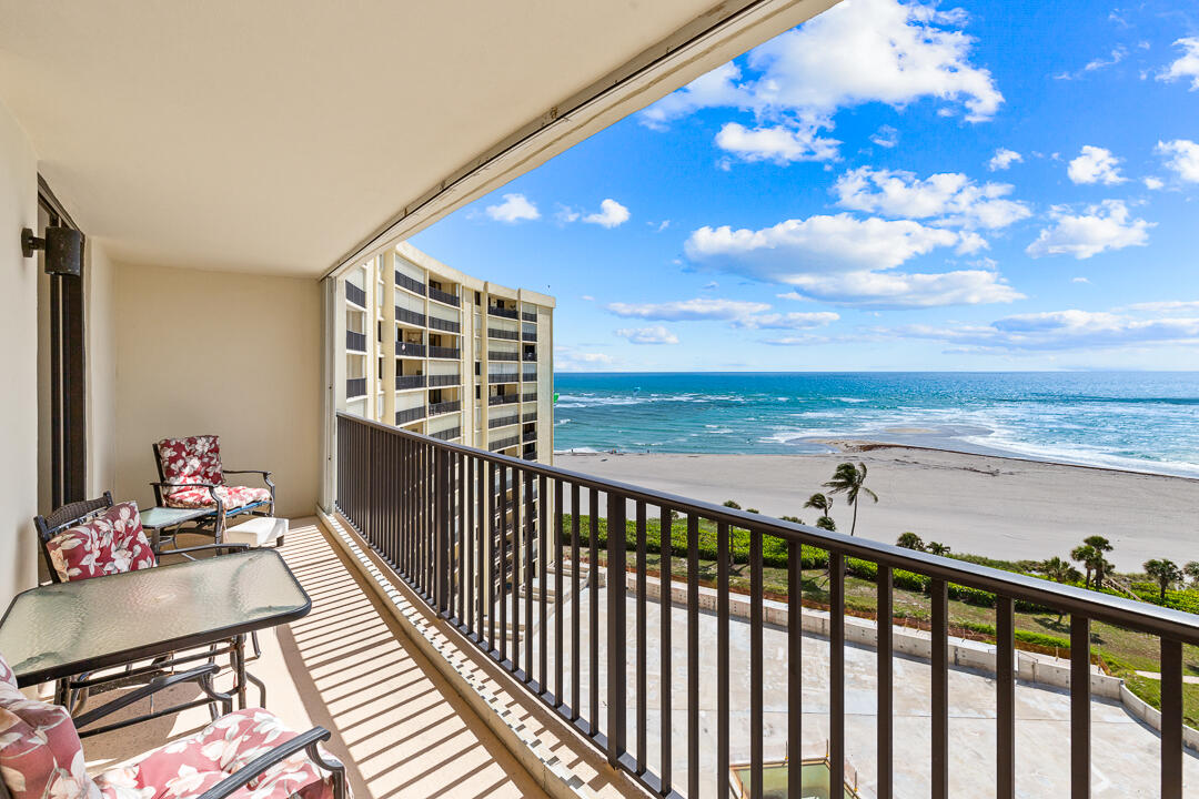 OCEAN TRAIL CONDO IV - Residential