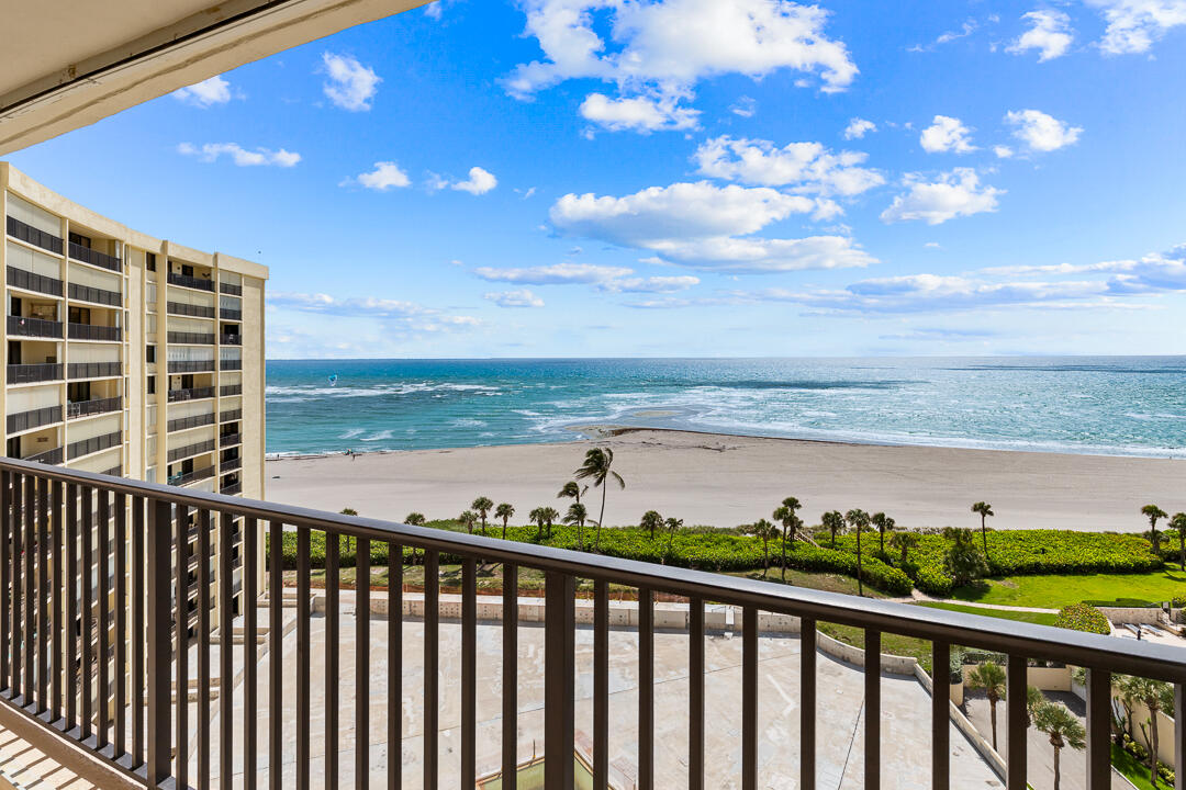 OCEAN TRAIL CONDO IV - Residential