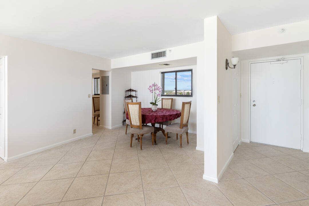 OCEAN TRAIL CONDO IV - Residential