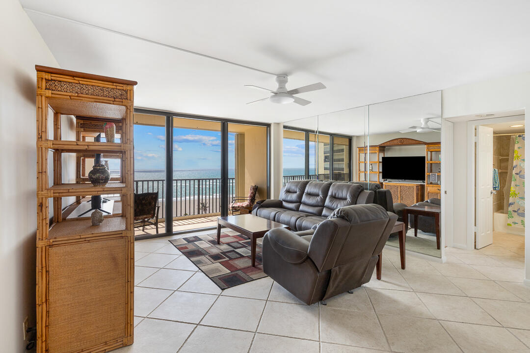 OCEAN TRAIL CONDO IV - Residential