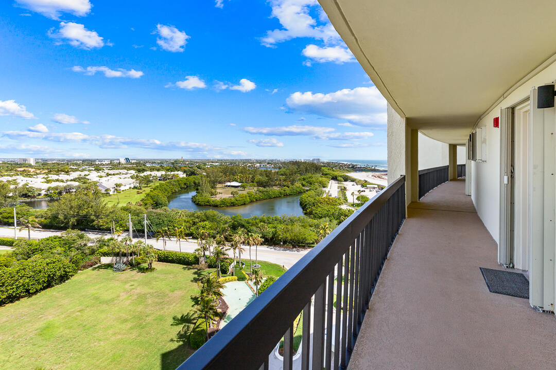 OCEAN TRAIL CONDO IV - Residential