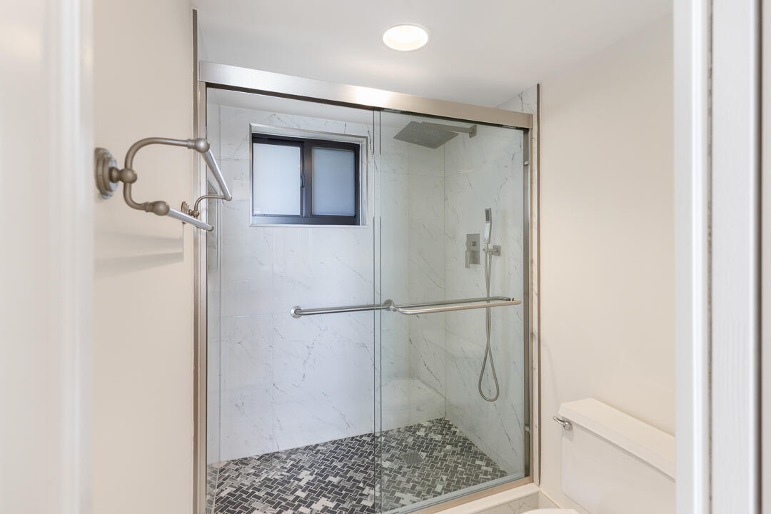 OCEAN TRAIL CONDO IV - Residential
