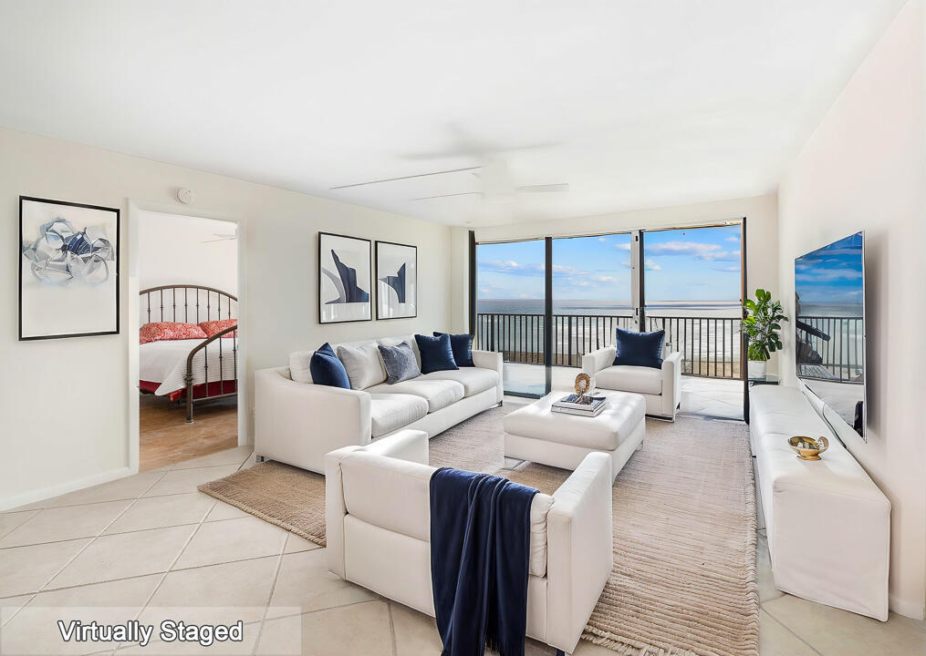 OCEAN TRAIL CONDO IV - Residential