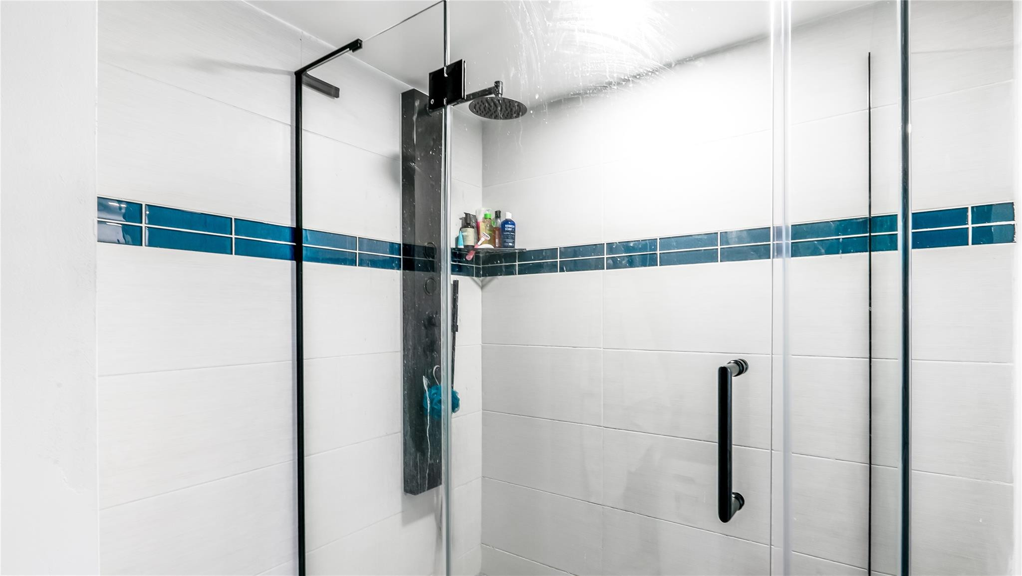 PLAZA TOWERS NORTH CONDO - Residential