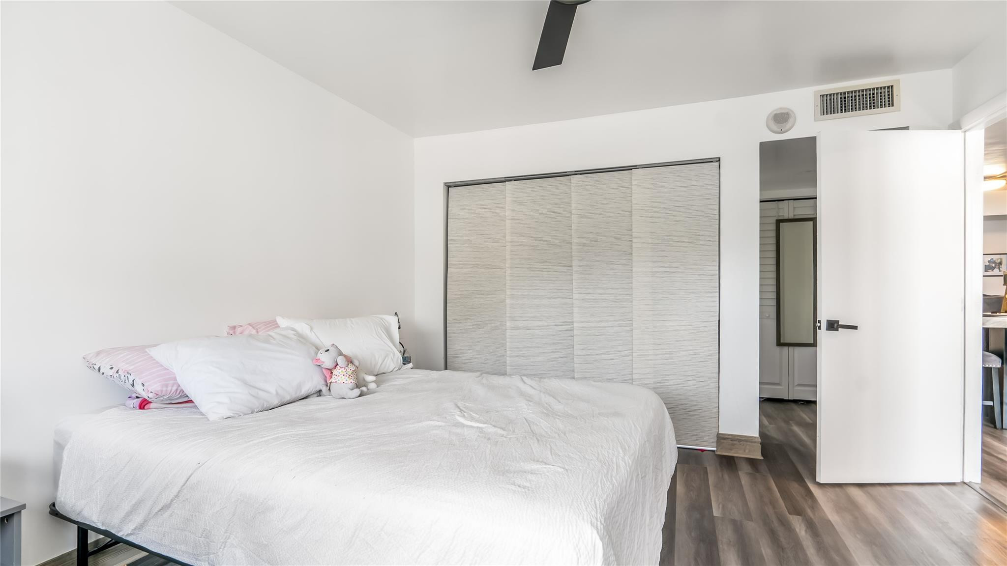 PLAZA TOWERS NORTH CONDO - Residential