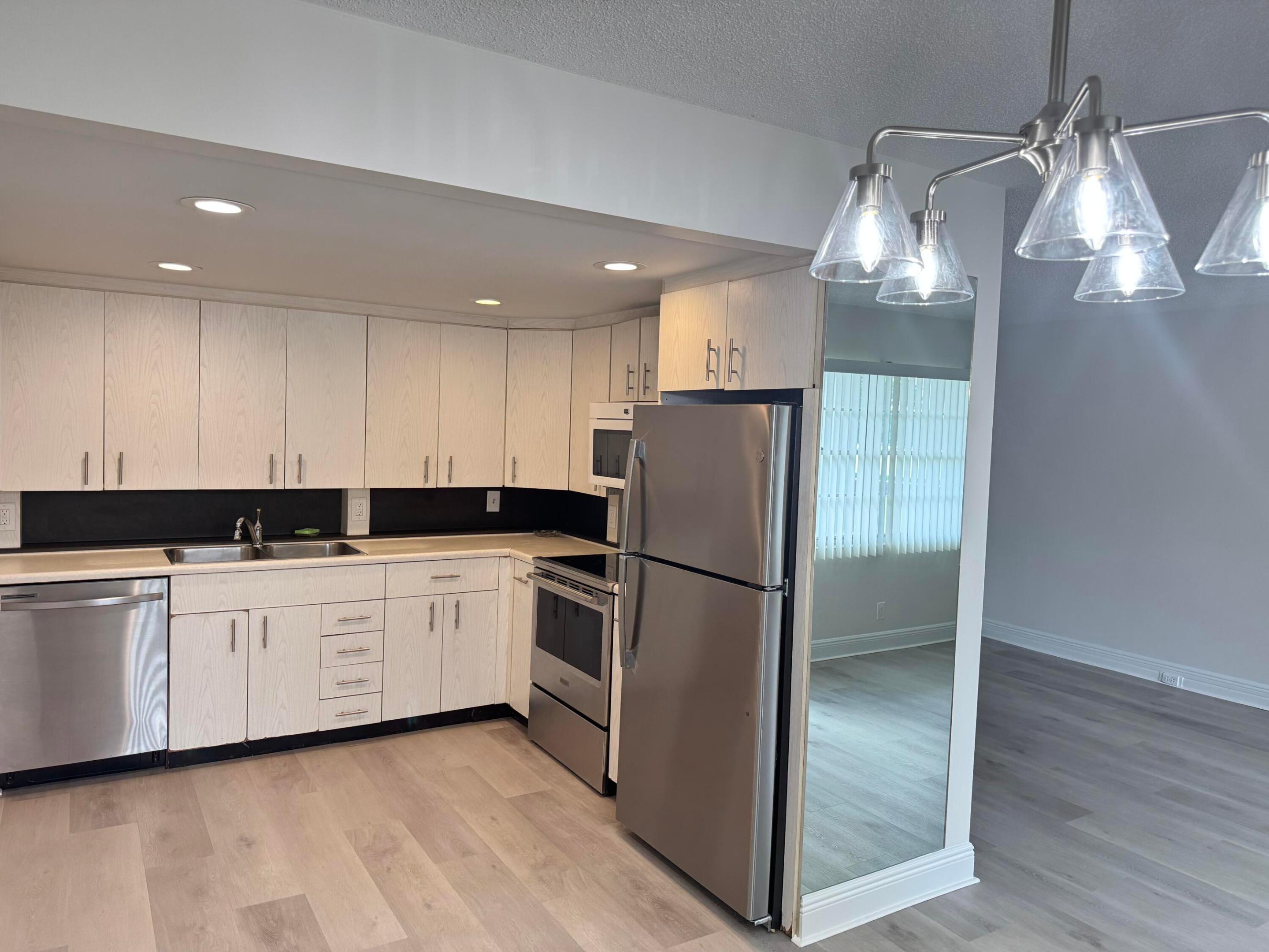 CENTURY VILLAGE - Residential Lease