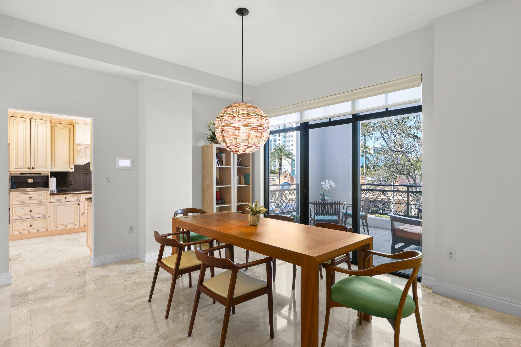 200 E Palmetto Park Road 19