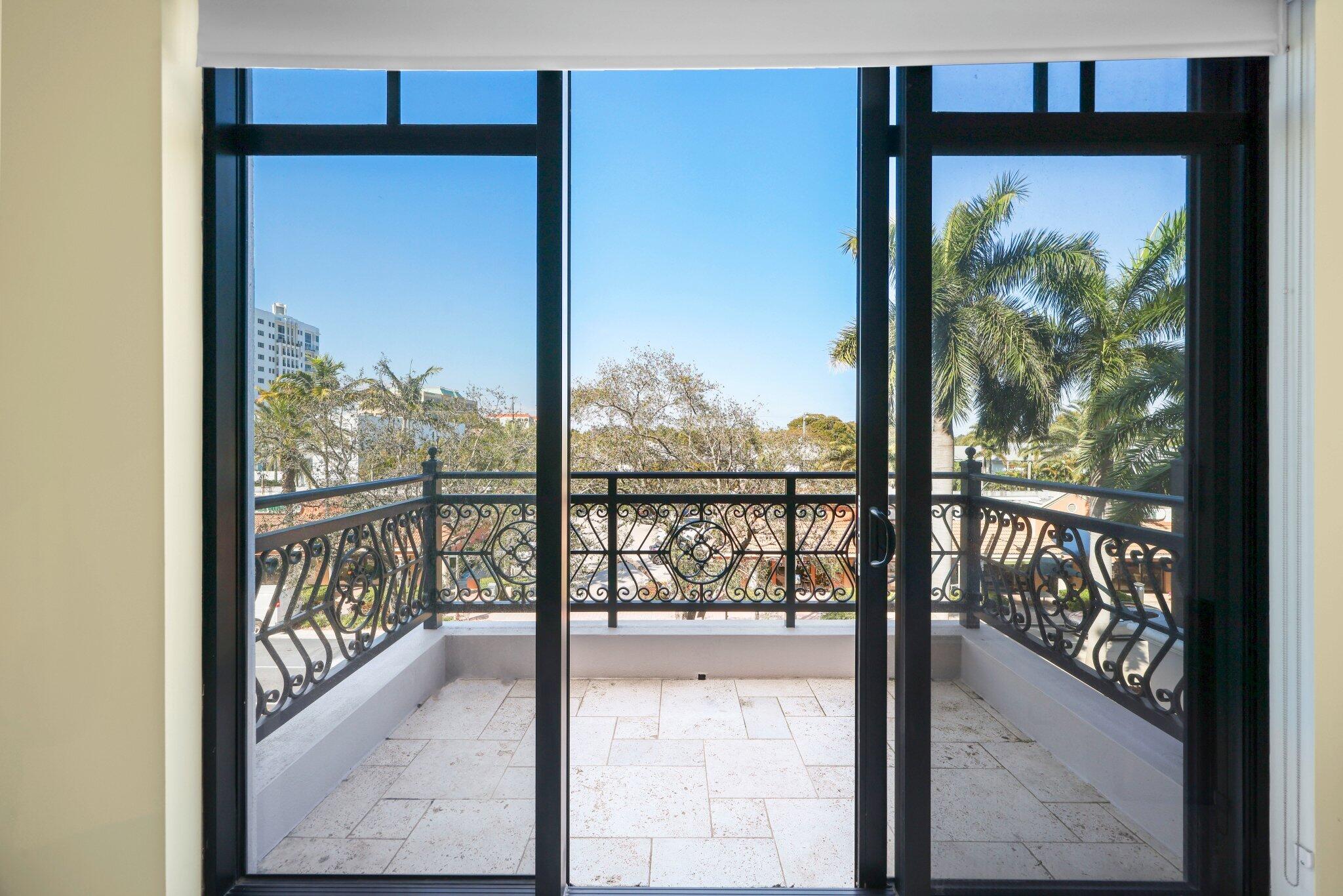 200 EAST PALMETTO PARK CONDO - Residential