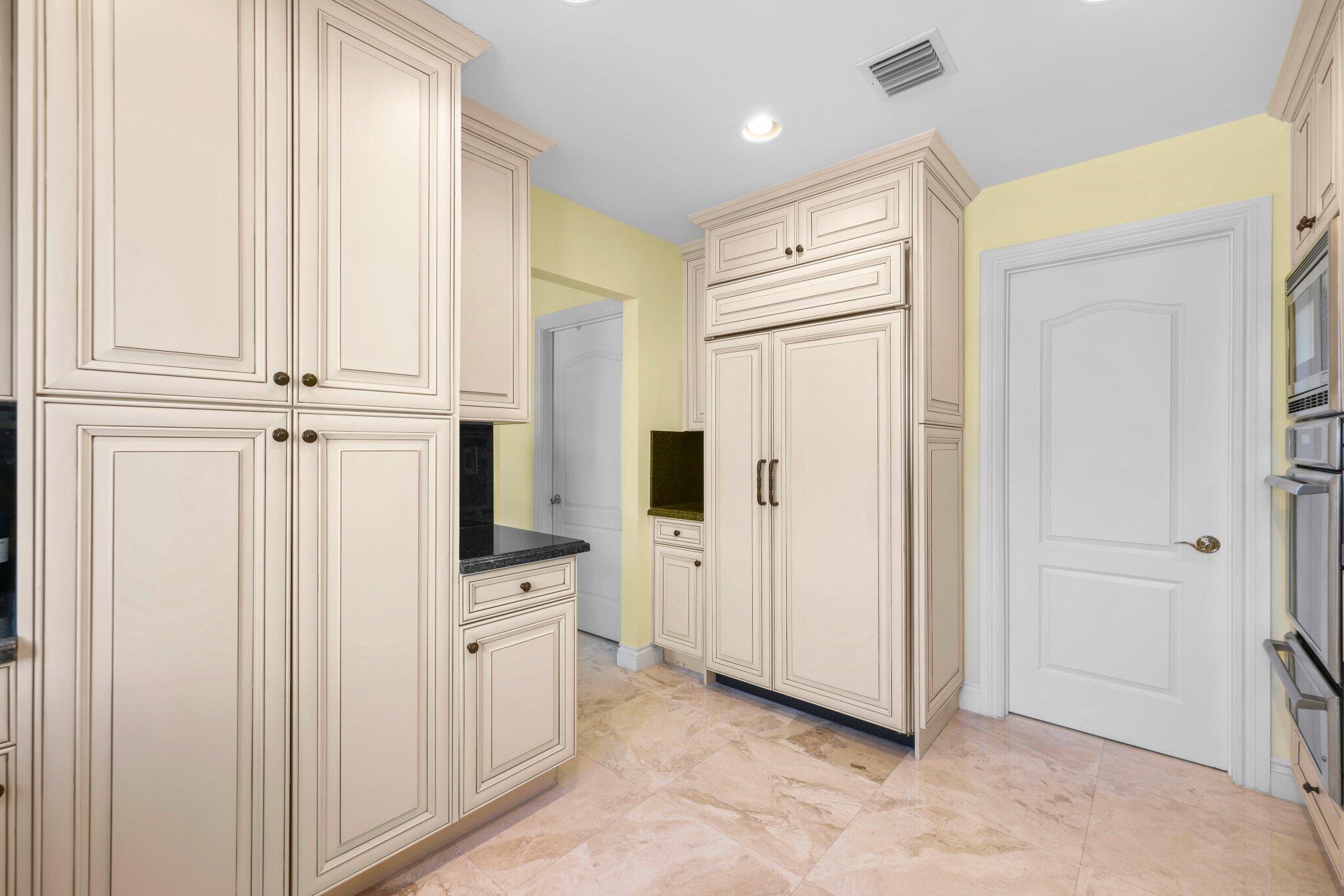 200 EAST PALMETTO PARK CONDO - Residential