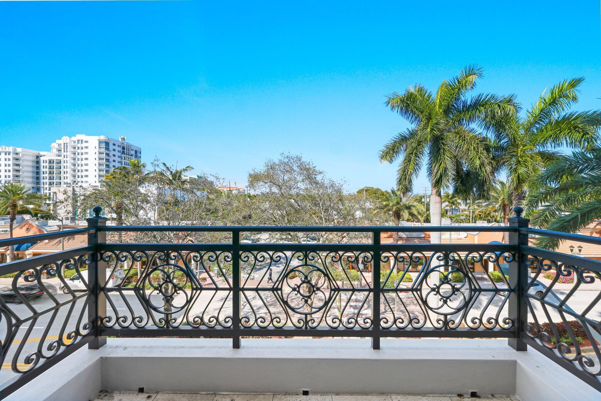 200 EAST PALMETTO PARK CONDO - Residential