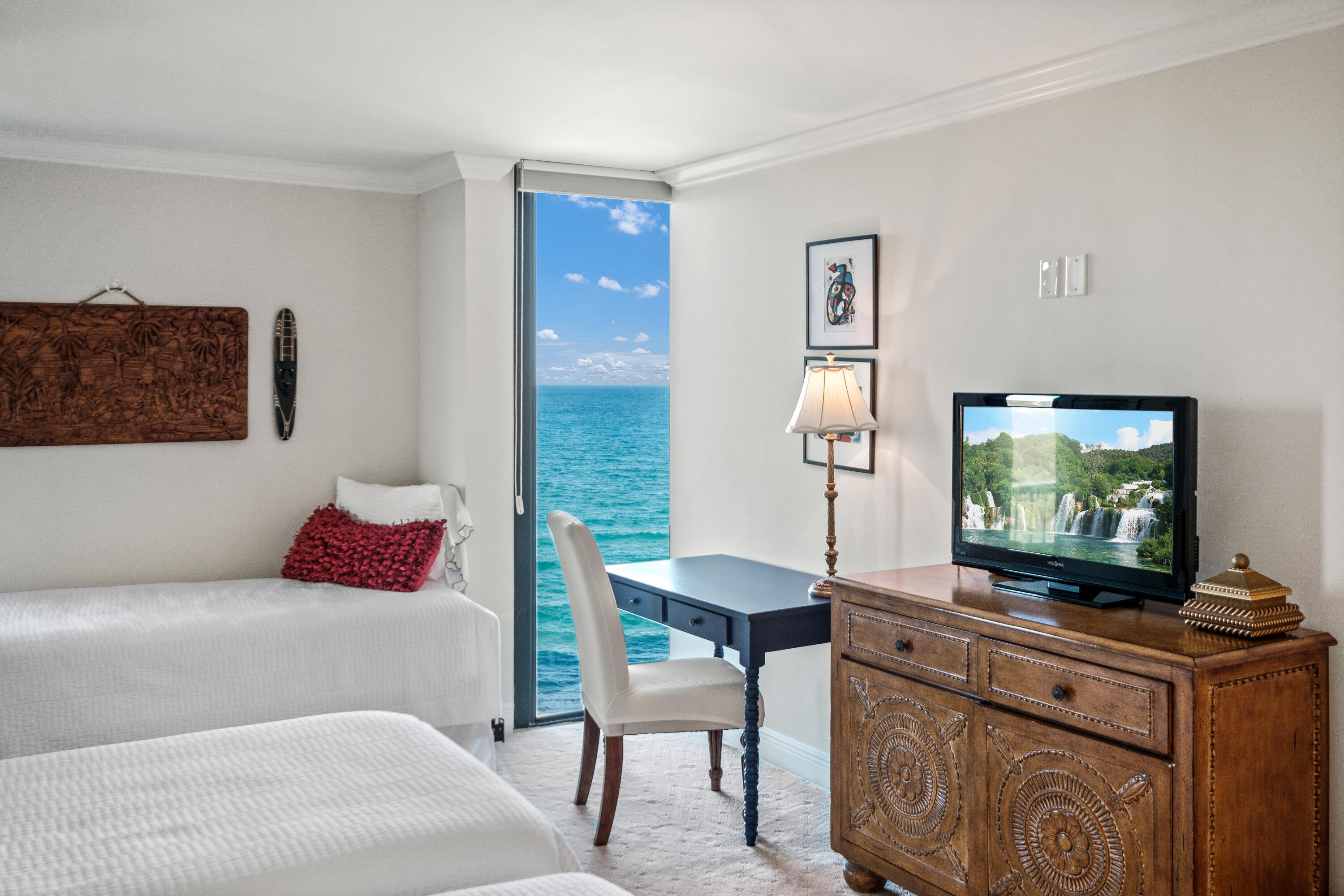 WATER GLADES CONDO - Residential