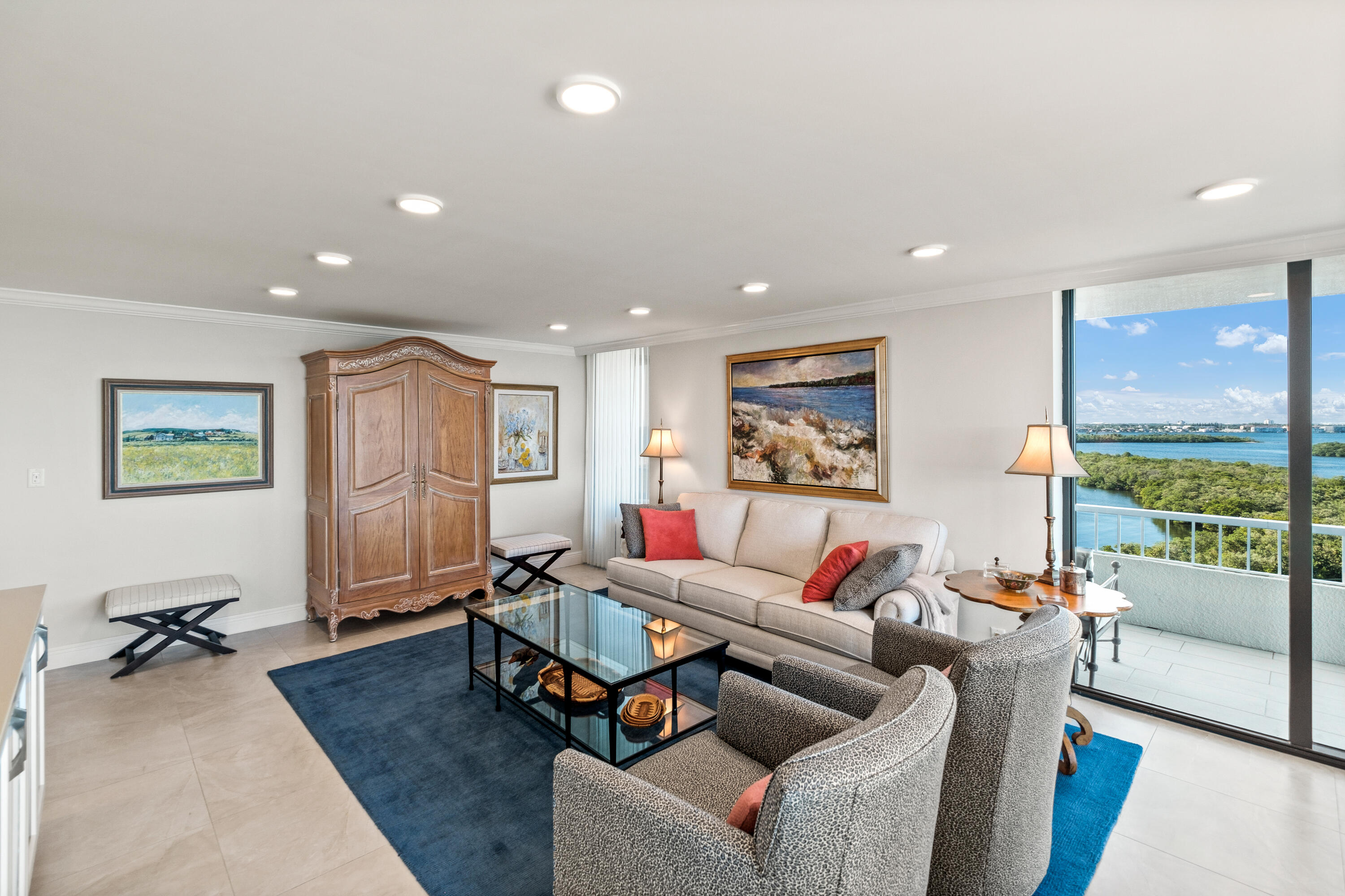 WATER GLADES CONDO - Residential