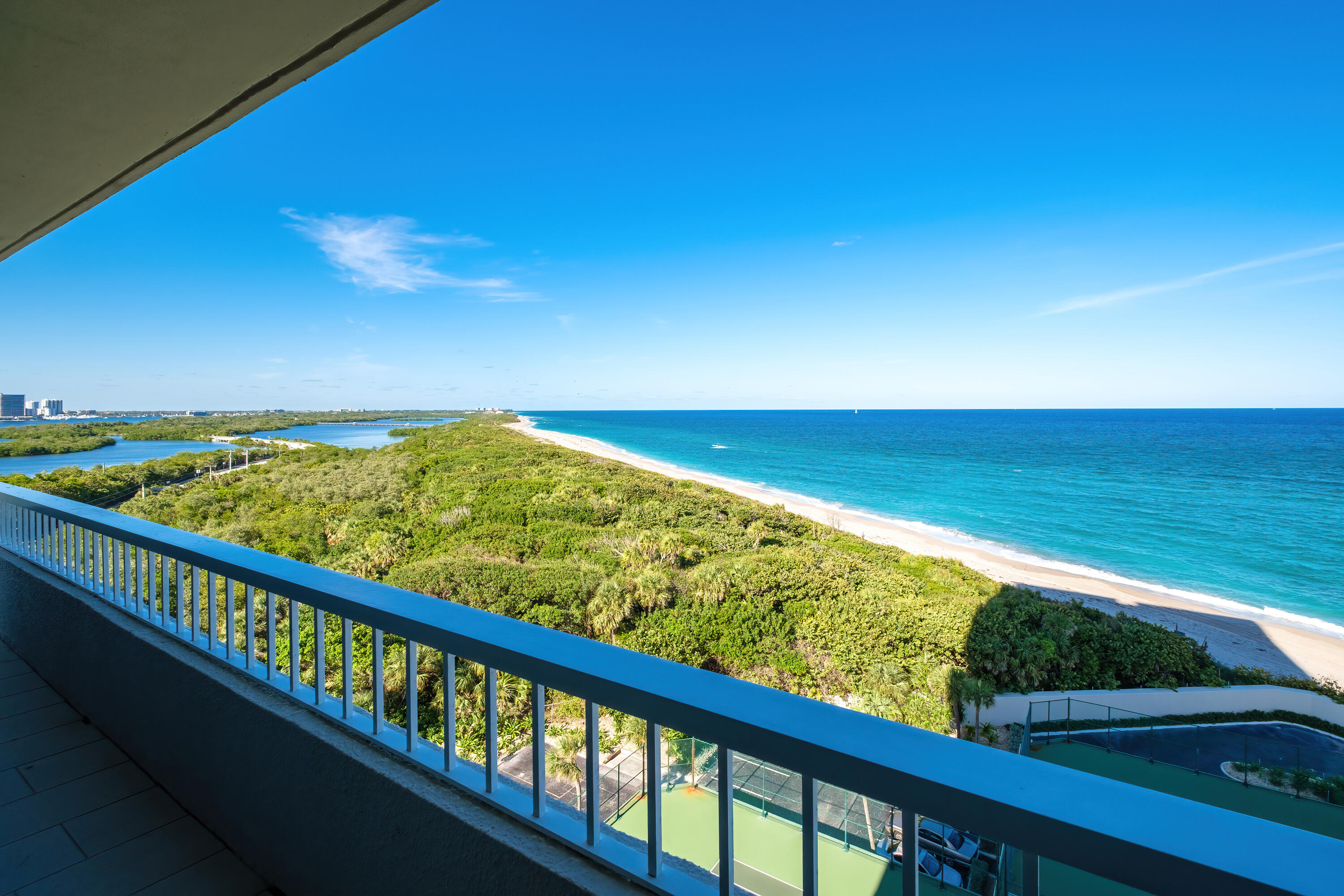 WATER GLADES CONDO - Residential