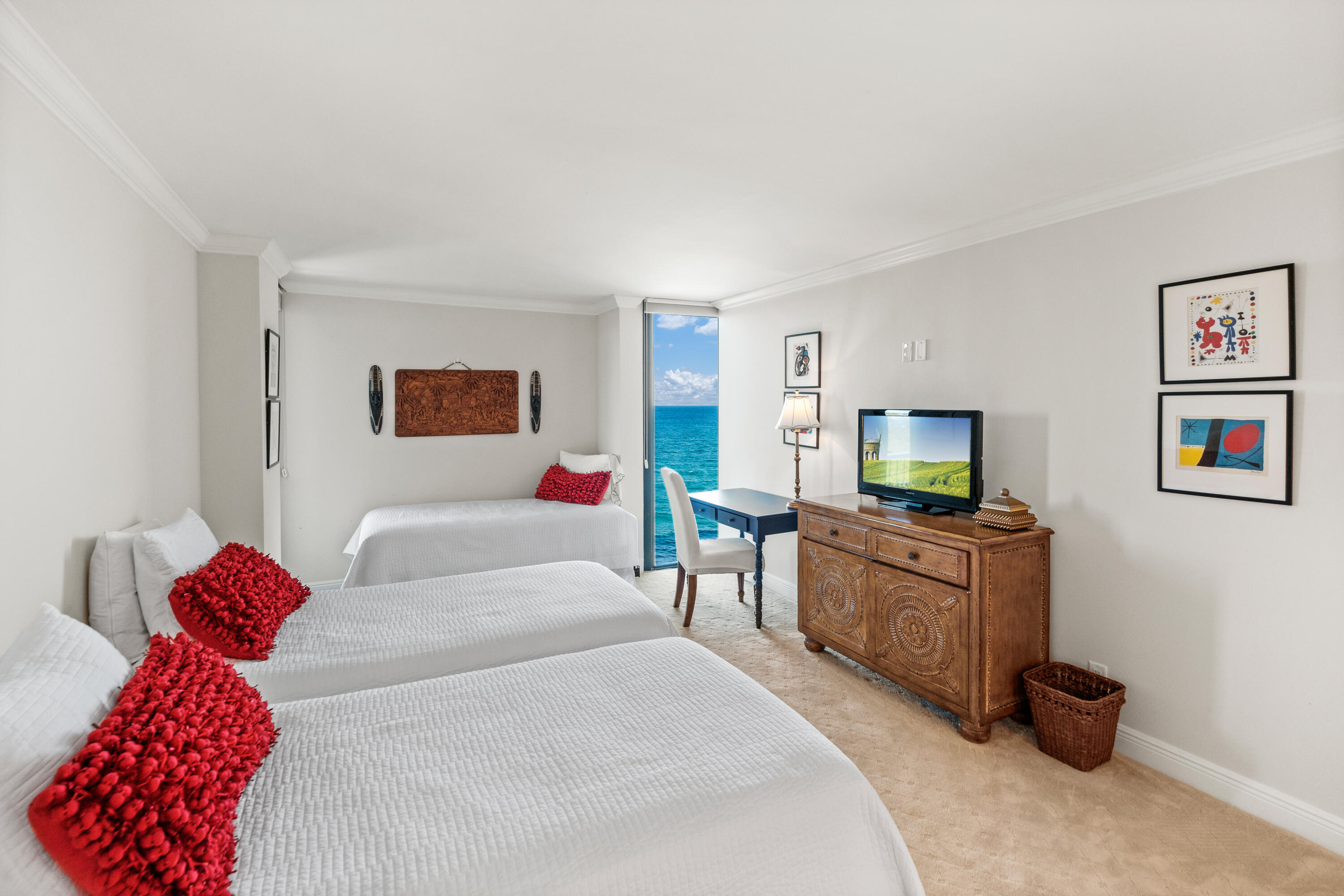 WATER GLADES CONDO - Residential